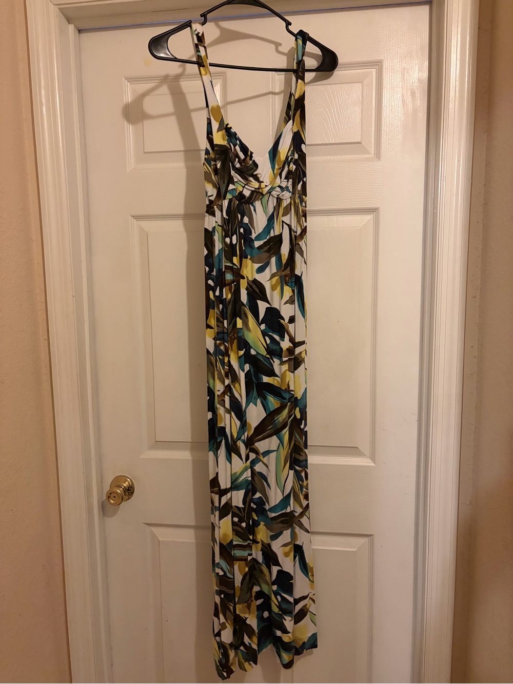 New York & Company Women’s Size Small Floral Tropical Print Stretch Maxi Dress